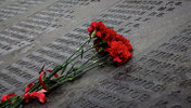 Возложение венков и цветов у мемориала «Уссурийцам, погибшим в годы Великой Отечественной войны»
