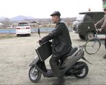 Feldsher_lunin_moped