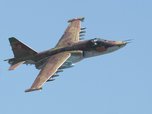 ВВС РФ отработали приземление боевого самолета Су-25 под Уссурийском