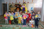 Волонтёры Уссурийска дарят игрушки и проводят игровые программы в детских домах