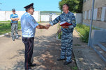 В Уссурийске транспортные полицейские поздравили ветеранов службы с юбилеями