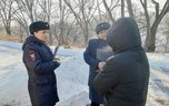В Уссурийске прошел совместный рейд транспортных полицейских и сотрудников ГУФСИН России по Приморскому краю.