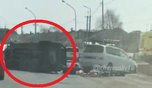 «Скорая» прибыла: ДТП закончилось переворачиванием машины в Приморье