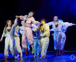 В театре драмы имени В. Комиссаржевской прошёл благотворительный концерт шоу-балета А.R.T