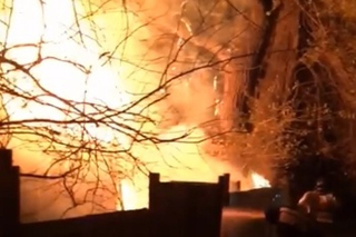 Пожар в Уссурийске могла устроить группа подростков