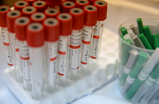 В Приморье зафиксировано наибольшее количество заболевших коронавирусом за всю осень