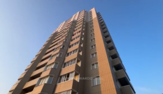 Ключи от долгожданных квартир в 17-этажном доме на улице Крестьянской получили жители Уссурийска