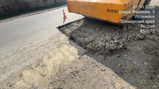 В Уссурийске продолжаются восстановительные работы и ямочные ремонты